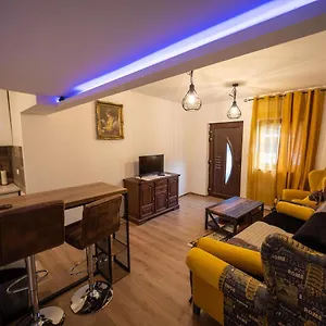 Arabeska Majeli Appartamento